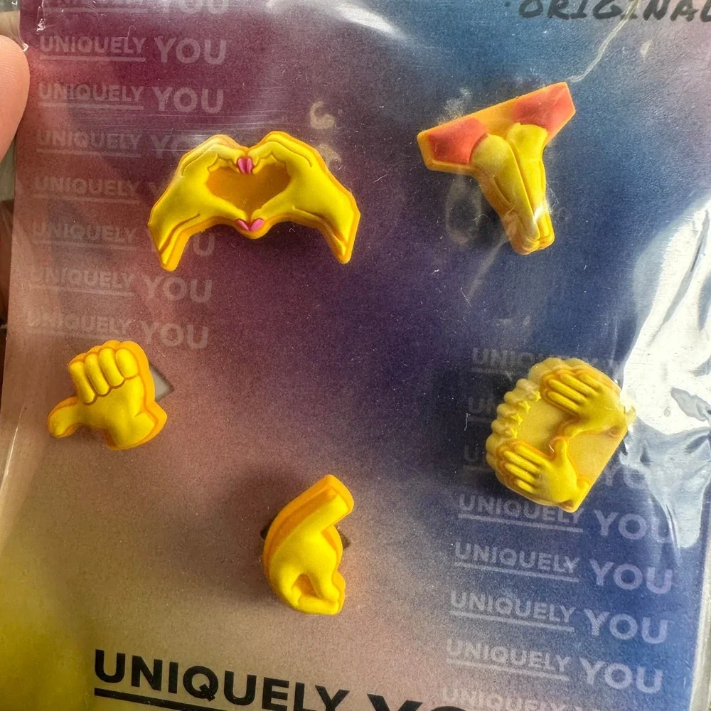 Crocs Jibbitz Charms Unisex OS‎ Yellow Hand Symbols Emoji 5 Pack NEW 10013704